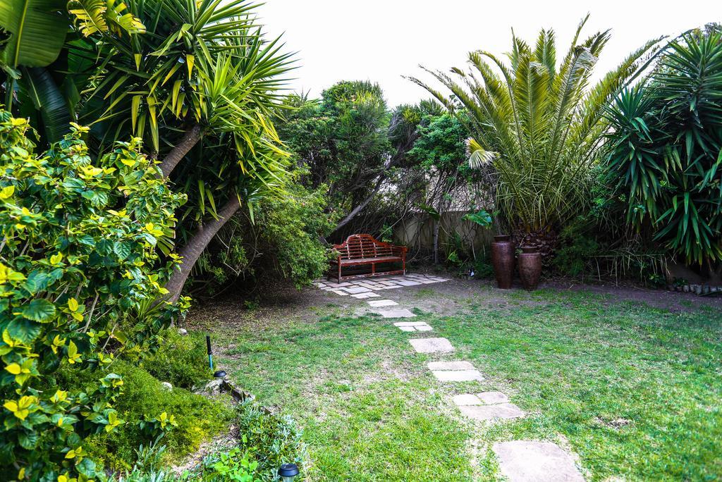 Secret Garden Guesthouse Bloubergstrand Luaran gambar