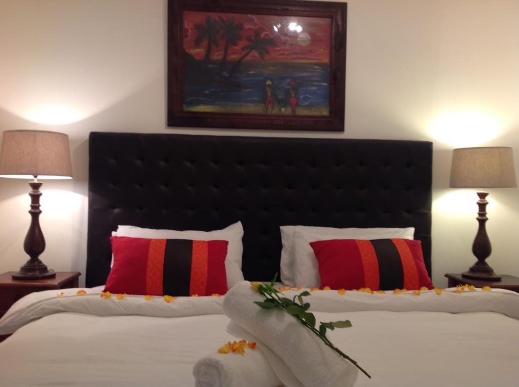 Secret Garden Guesthouse Bloubergstrand Bilik gambar