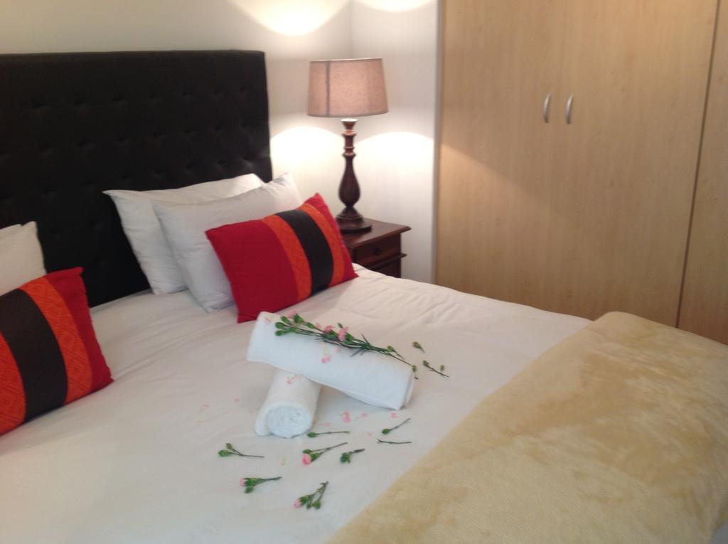 Secret Garden Guesthouse Bloubergstrand Luaran gambar