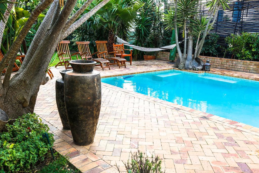 Secret Garden Guesthouse Bloubergstrand Luaran gambar