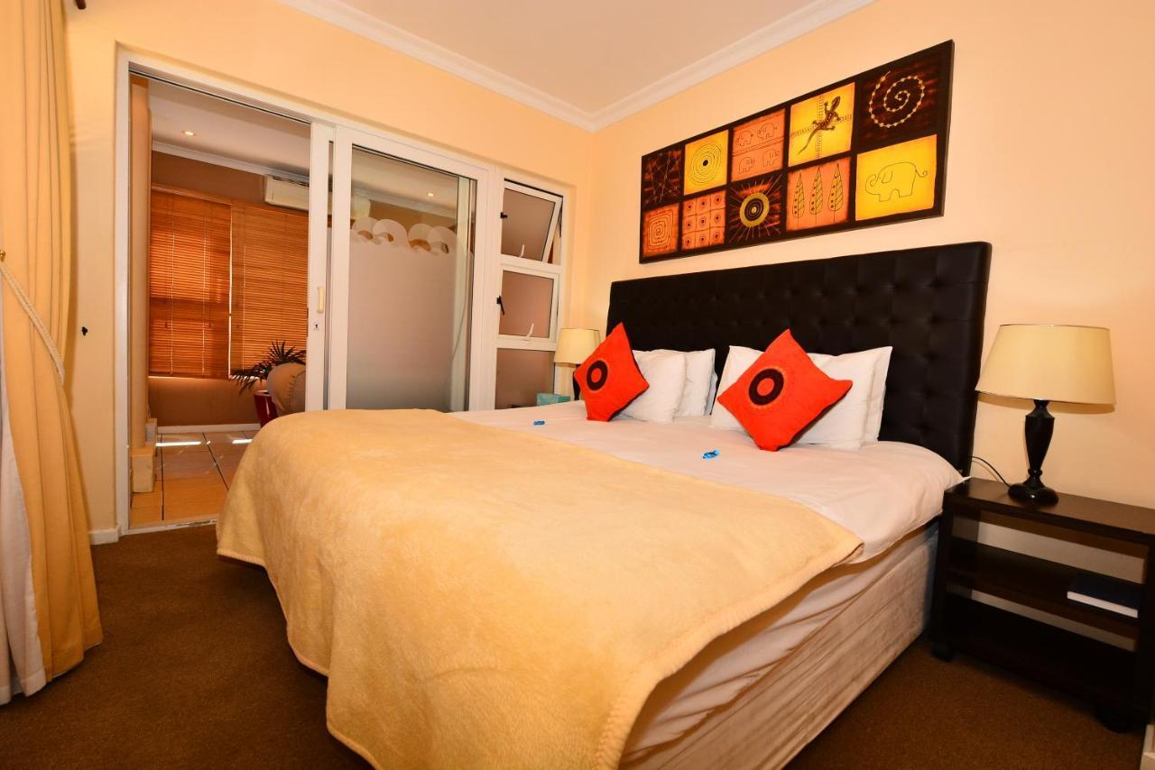 Secret Garden Guesthouse Bloubergstrand Luaran gambar